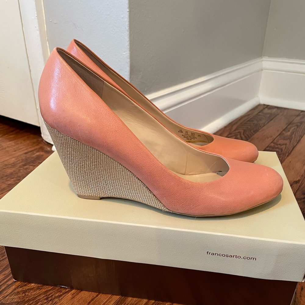 Franco Sarto closed-toe wedges. Peach color. Size 8.5.